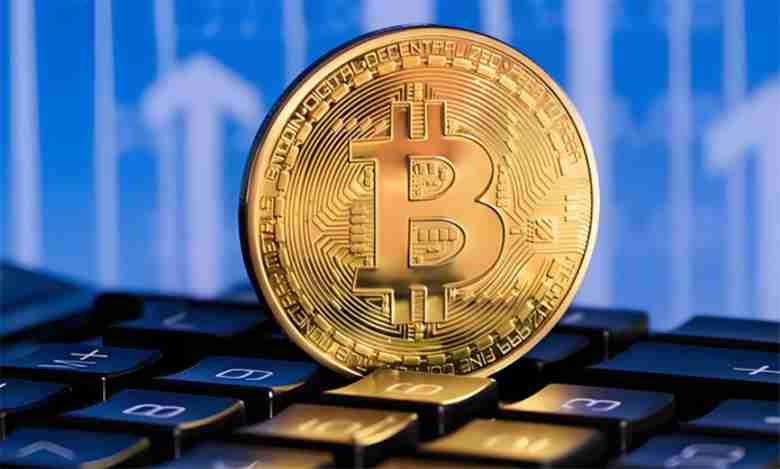 比特币达$11万,核心通膨2.9%:btc 会突破通道吗?